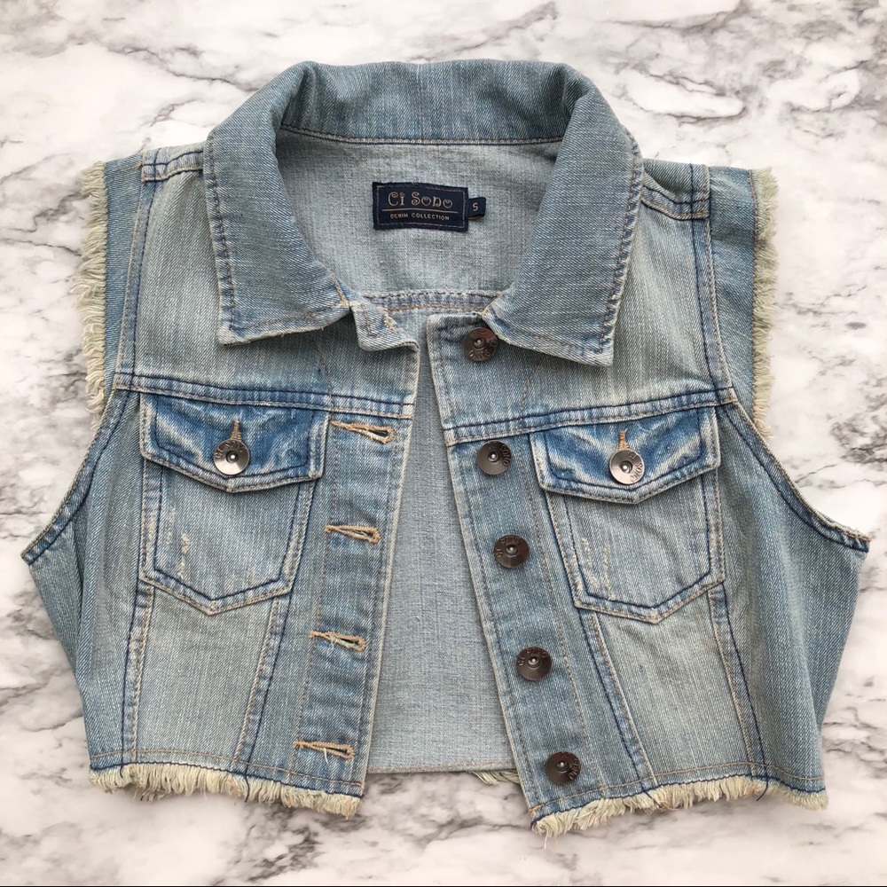 NWOT Denim Crop Vest